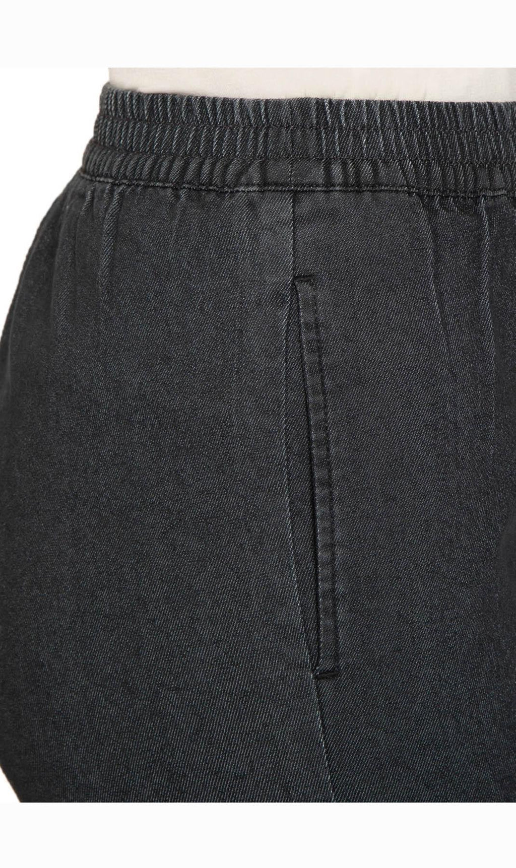 Women's Easy Pull on Bermuda Shorts in Denim and Twill